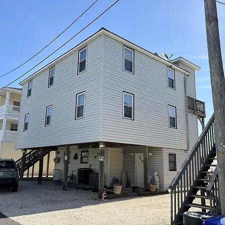 First Floor Ocean Front Duplex In Ship Bottom Villa
